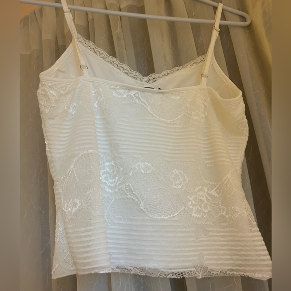 Lace White Tank Top - Picture 2 of 2